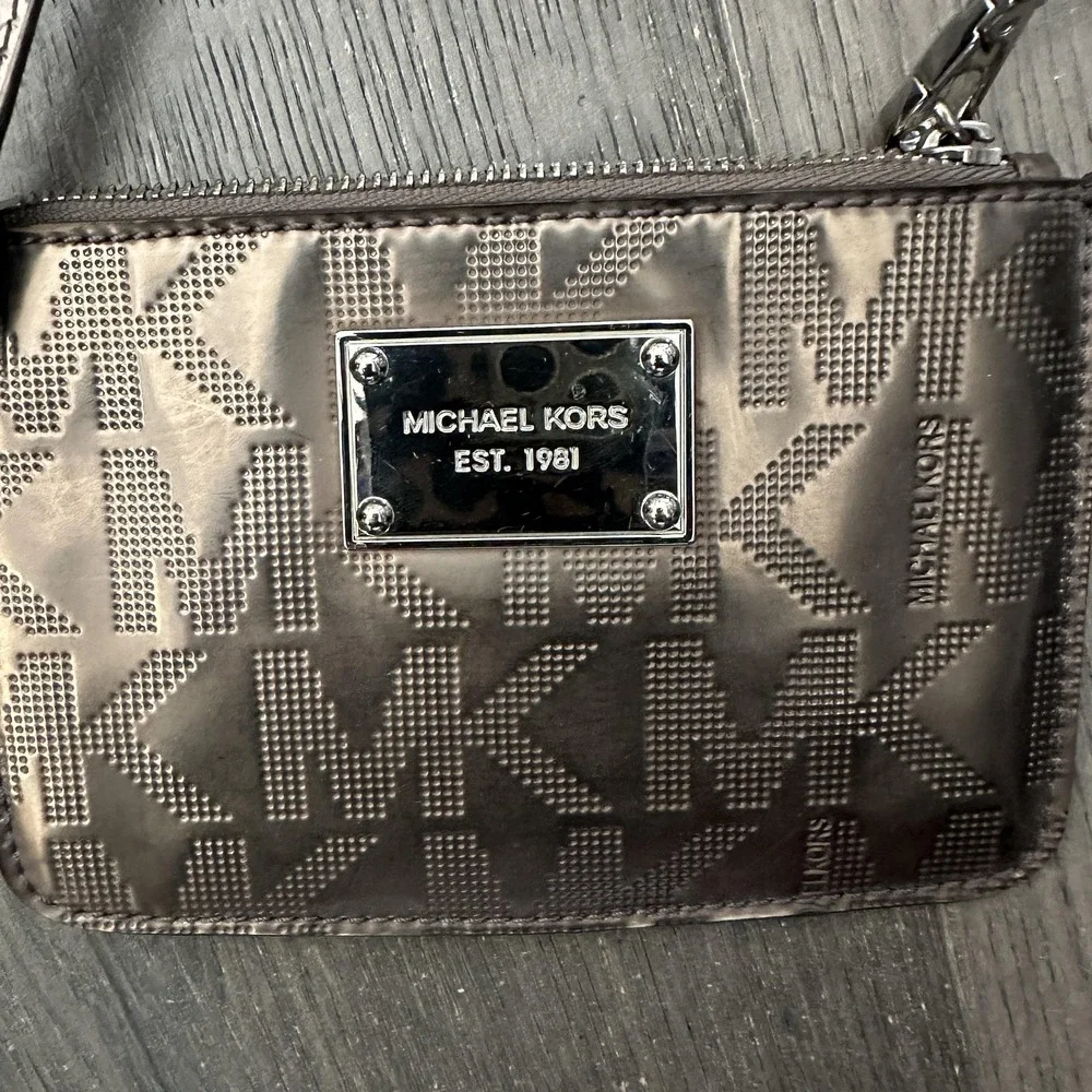 VTG Michael Kors Y2K Clutch Wristlet Bag Mini Bronze PVC MK Zip Detachable Strap